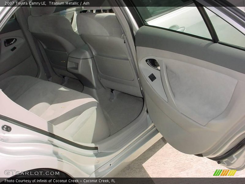 Titanium Metallic / Ash 2007 Toyota Camry LE