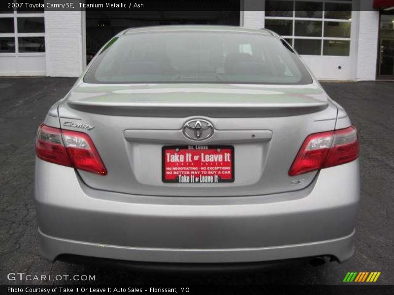 Titanium Metallic / Ash 2007 Toyota Camry SE