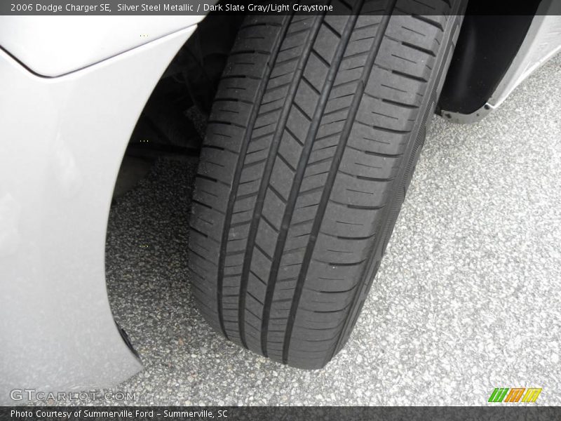 Silver Steel Metallic / Dark Slate Gray/Light Graystone 2006 Dodge Charger SE