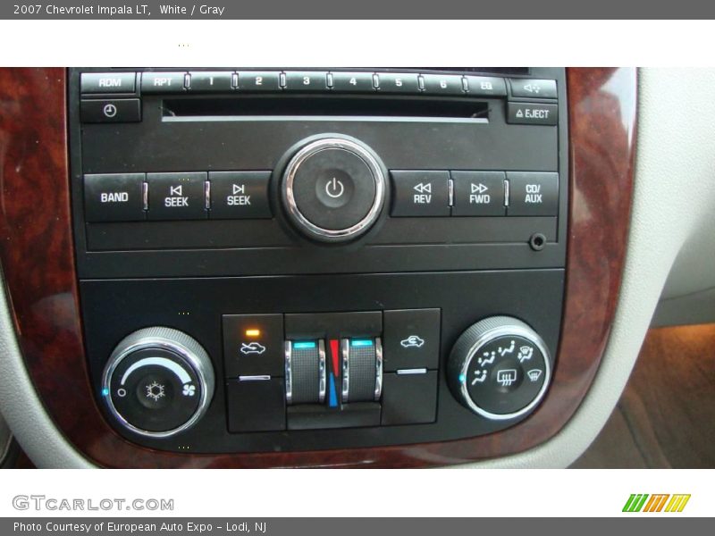 White / Gray 2007 Chevrolet Impala LT