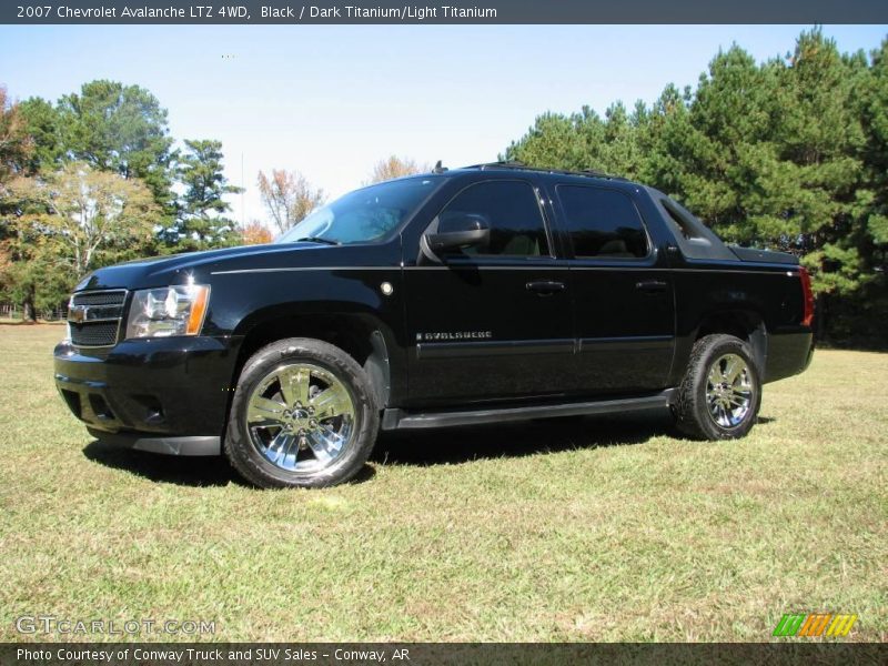 Black / Dark Titanium/Light Titanium 2007 Chevrolet Avalanche LTZ 4WD