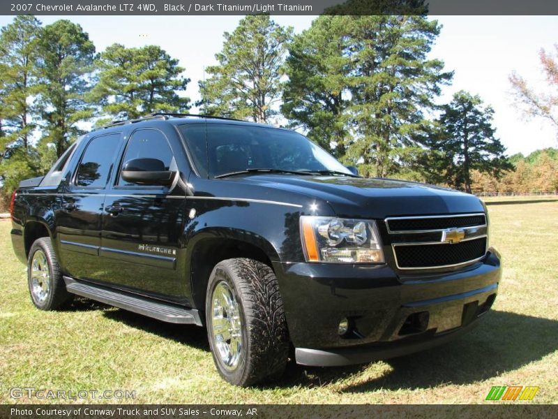 Black / Dark Titanium/Light Titanium 2007 Chevrolet Avalanche LTZ 4WD