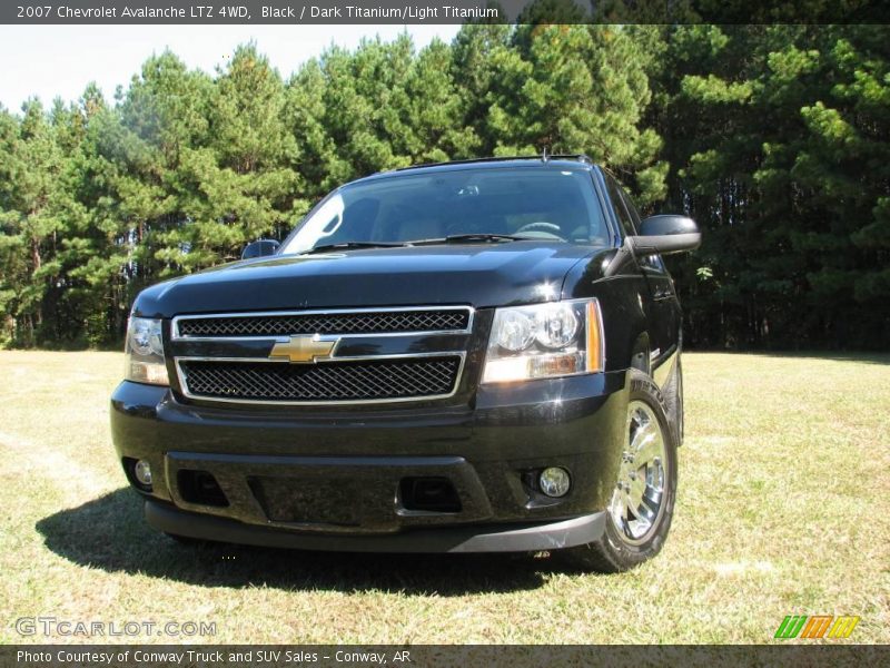Black / Dark Titanium/Light Titanium 2007 Chevrolet Avalanche LTZ 4WD