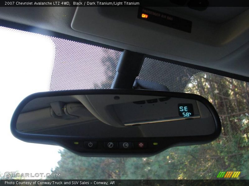 Black / Dark Titanium/Light Titanium 2007 Chevrolet Avalanche LTZ 4WD