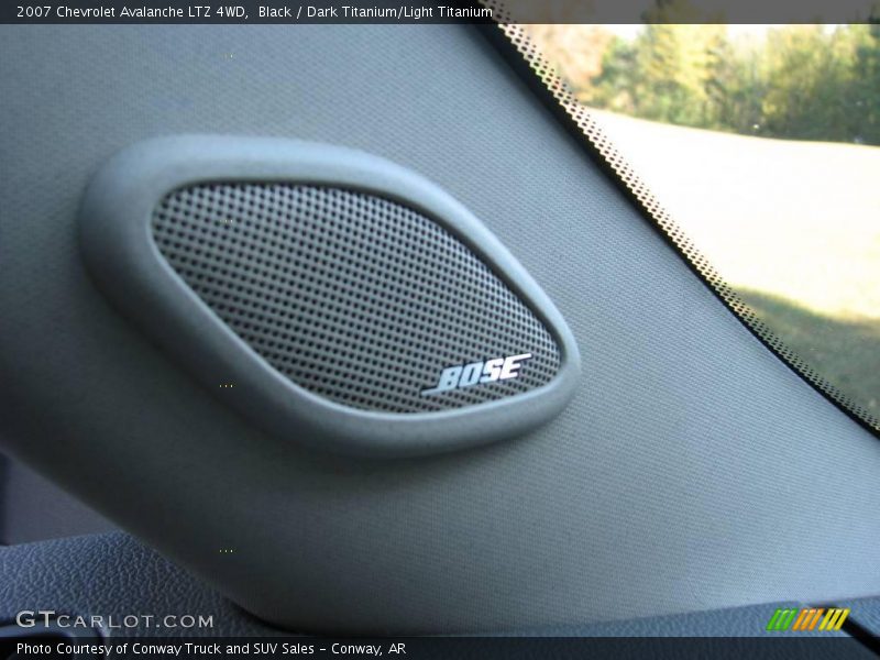 Black / Dark Titanium/Light Titanium 2007 Chevrolet Avalanche LTZ 4WD