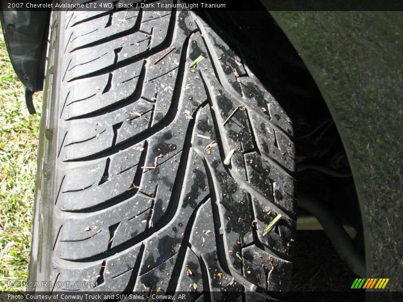 Black / Dark Titanium/Light Titanium 2007 Chevrolet Avalanche LTZ 4WD