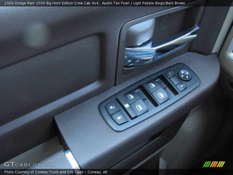 Austin Tan Pearl / Light Pebble Beige/Bark Brown 2009 Dodge Ram 1500 Big Horn Edition Crew Cab 4x4