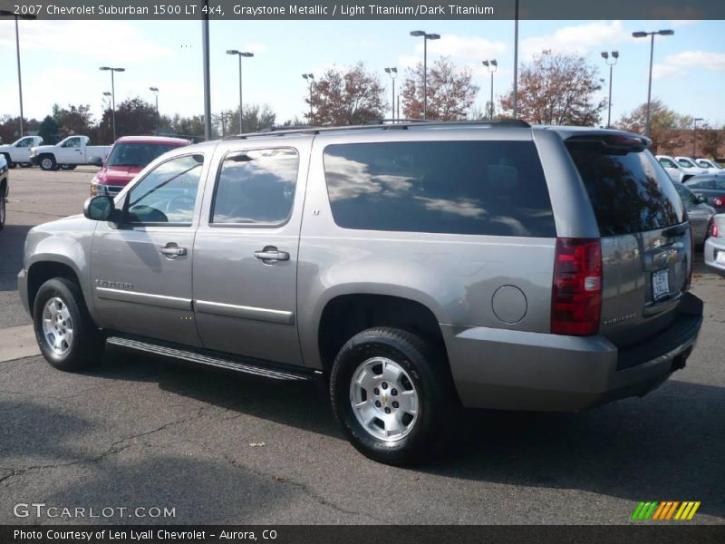 Graystone Metallic / Light Titanium/Dark Titanium 2007 Chevrolet Suburban 1500 LT 4x4