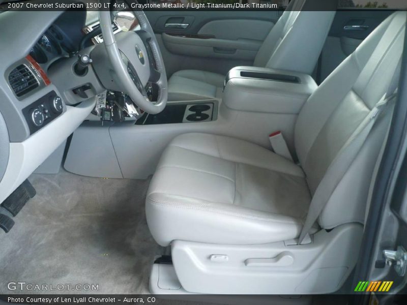 Graystone Metallic / Light Titanium/Dark Titanium 2007 Chevrolet Suburban 1500 LT 4x4