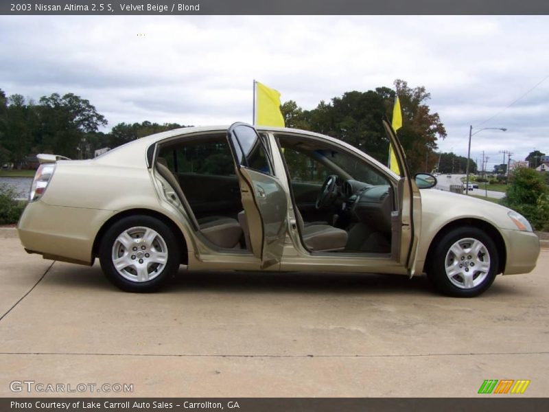 Velvet Beige / Blond 2003 Nissan Altima 2.5 S