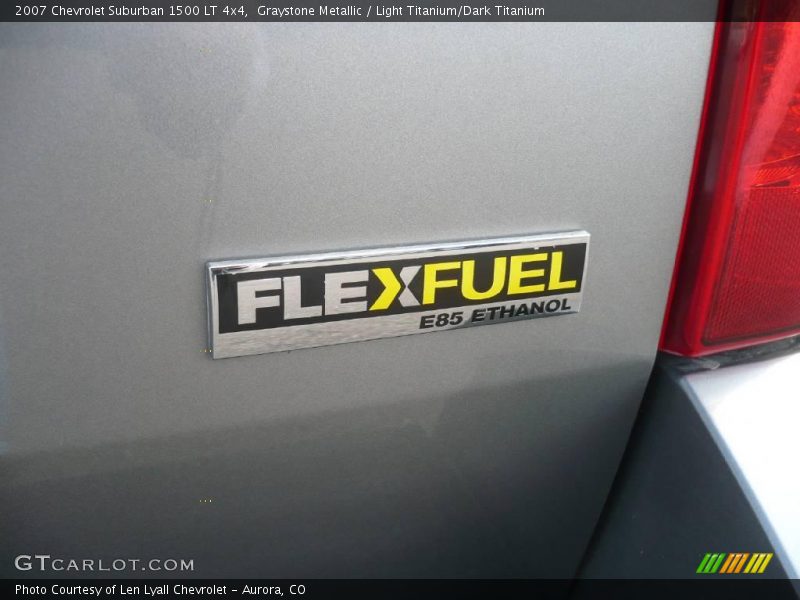 Graystone Metallic / Light Titanium/Dark Titanium 2007 Chevrolet Suburban 1500 LT 4x4