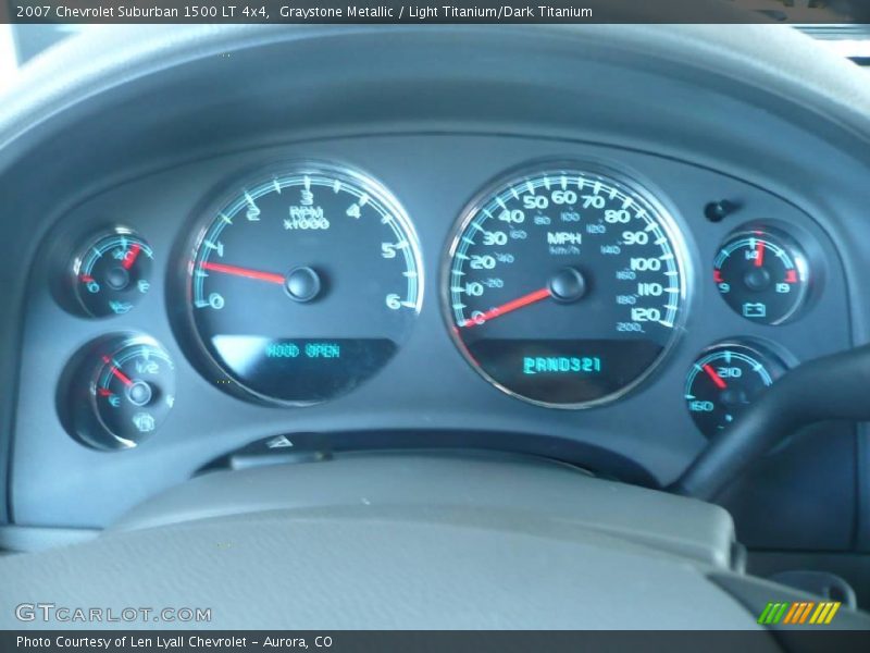 Graystone Metallic / Light Titanium/Dark Titanium 2007 Chevrolet Suburban 1500 LT 4x4