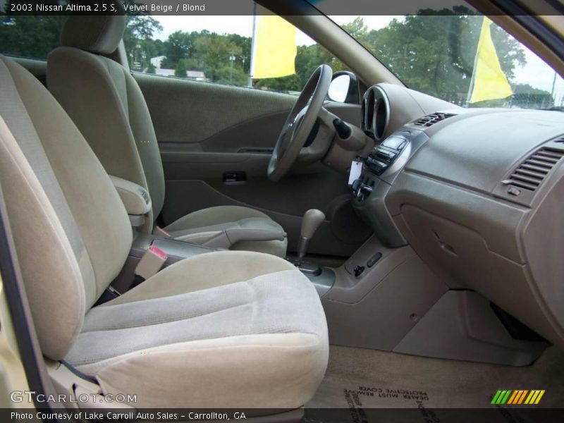 Velvet Beige / Blond 2003 Nissan Altima 2.5 S