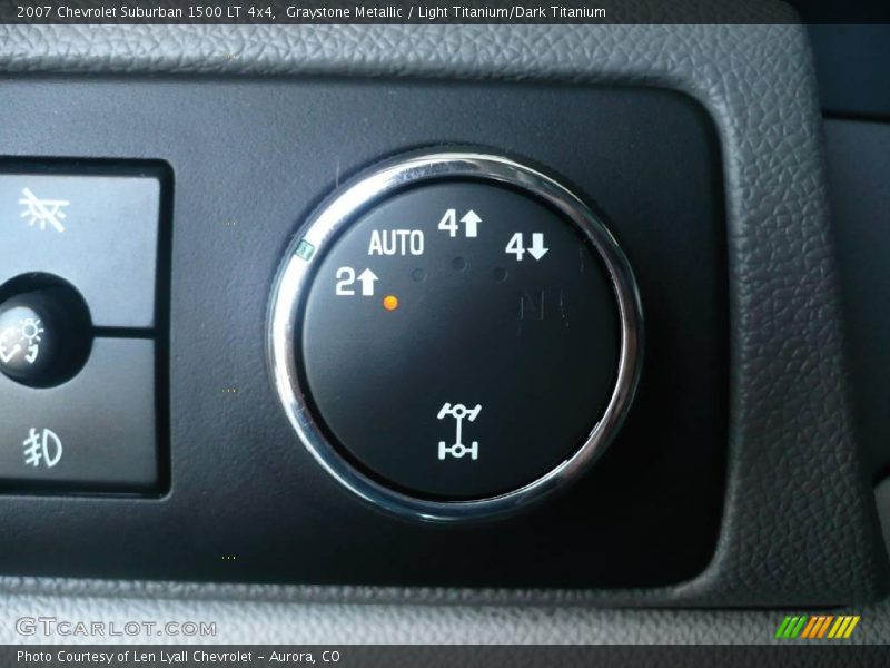 Graystone Metallic / Light Titanium/Dark Titanium 2007 Chevrolet Suburban 1500 LT 4x4