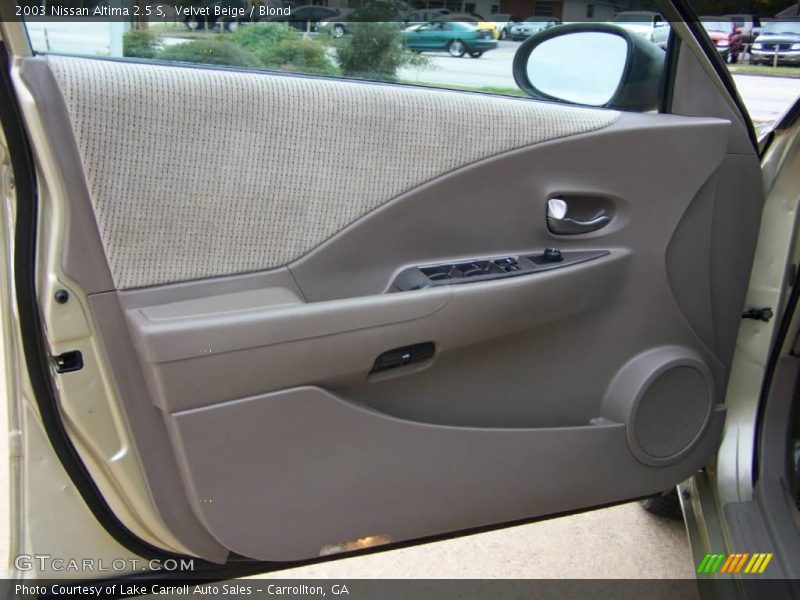 Velvet Beige / Blond 2003 Nissan Altima 2.5 S