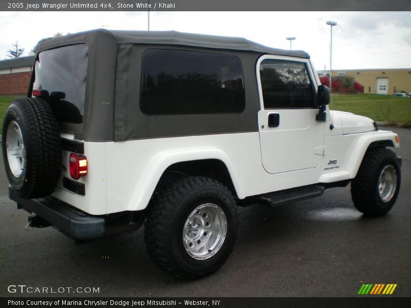 Stone White / Khaki 2005 Jeep Wrangler Unlimited 4x4