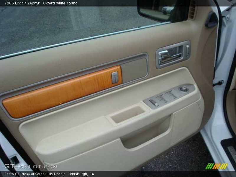 Oxford White / Sand 2006 Lincoln Zephyr