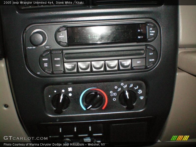 Stone White / Khaki 2005 Jeep Wrangler Unlimited 4x4