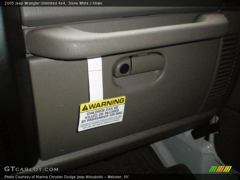 Stone White / Khaki 2005 Jeep Wrangler Unlimited 4x4