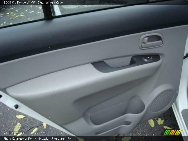 Clear White / Gray 2008 Kia Rondo LX V6