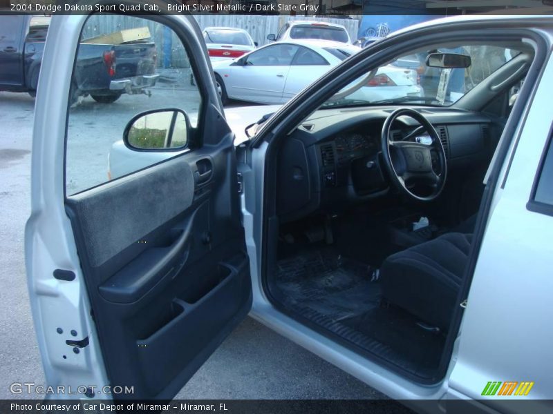 Bright Silver Metallic / Dark Slate Gray 2004 Dodge Dakota Sport Quad Cab