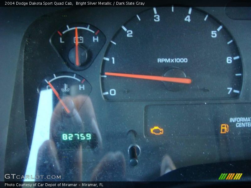 Bright Silver Metallic / Dark Slate Gray 2004 Dodge Dakota Sport Quad Cab