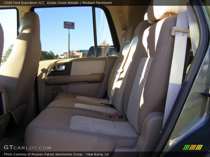 Estate Green Metallic / Medium Parchment 2006 Ford Expedition XLT