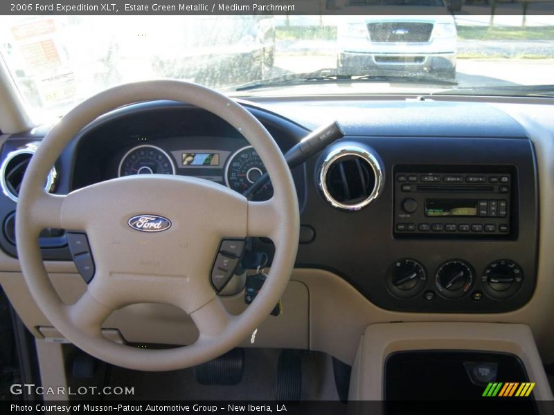Estate Green Metallic / Medium Parchment 2006 Ford Expedition XLT