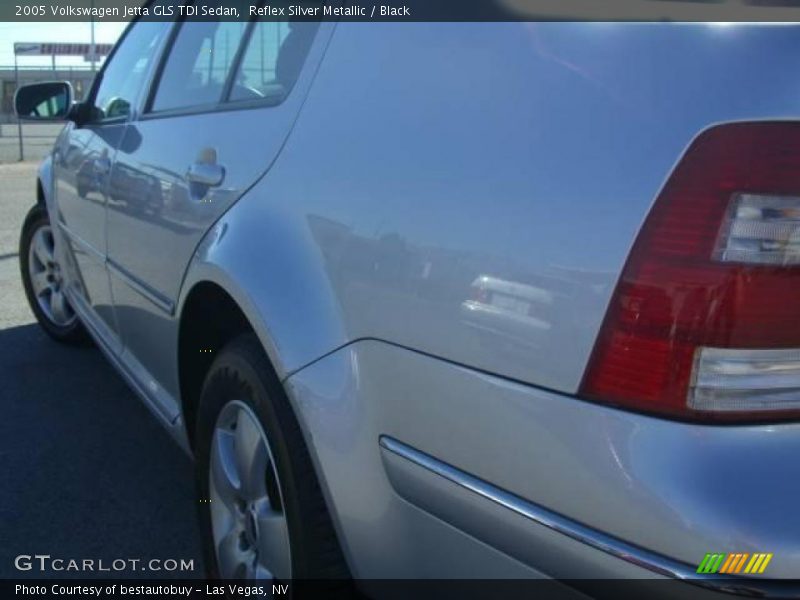 Reflex Silver Metallic / Black 2005 Volkswagen Jetta GLS TDI Sedan