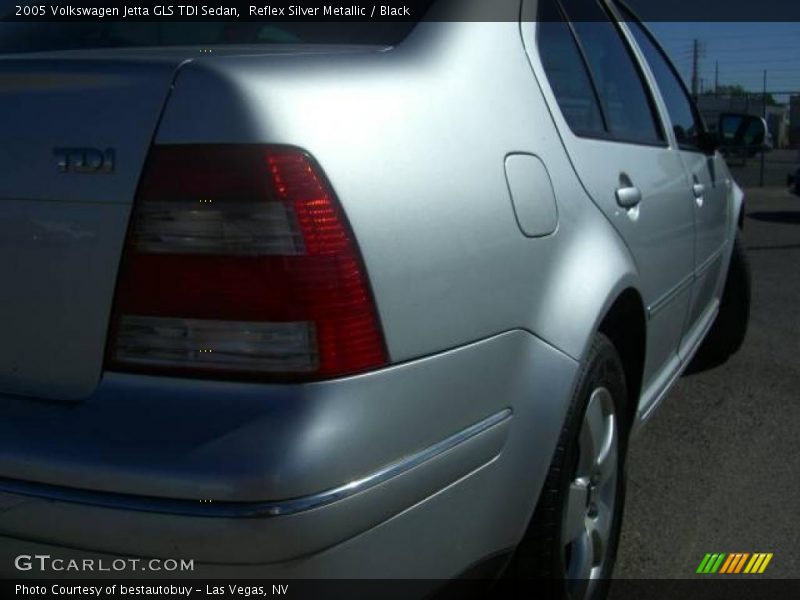 Reflex Silver Metallic / Black 2005 Volkswagen Jetta GLS TDI Sedan