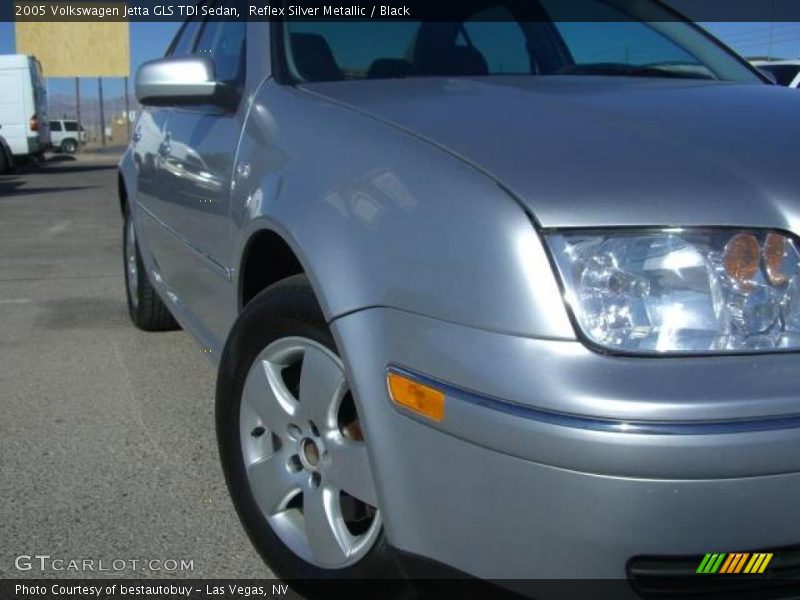 Reflex Silver Metallic / Black 2005 Volkswagen Jetta GLS TDI Sedan