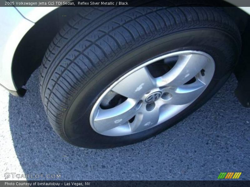 Reflex Silver Metallic / Black 2005 Volkswagen Jetta GLS TDI Sedan