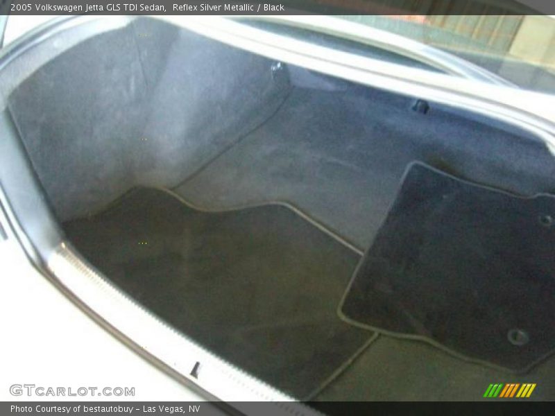 Reflex Silver Metallic / Black 2005 Volkswagen Jetta GLS TDI Sedan