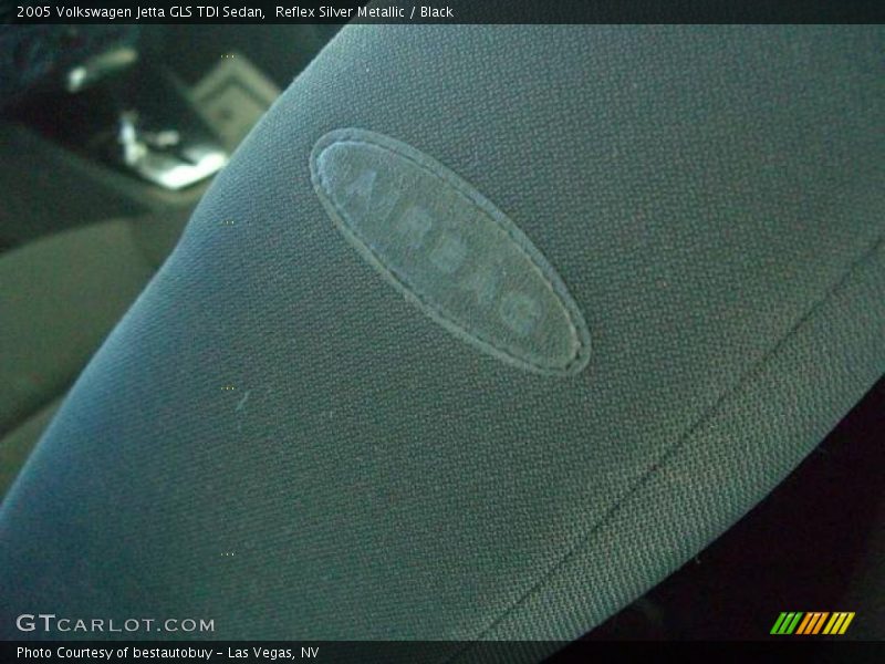 Reflex Silver Metallic / Black 2005 Volkswagen Jetta GLS TDI Sedan