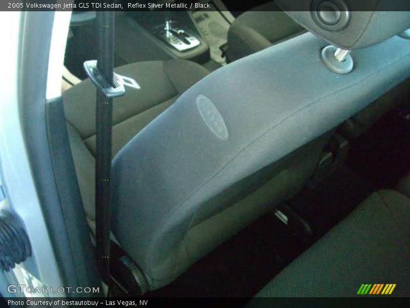 Reflex Silver Metallic / Black 2005 Volkswagen Jetta GLS TDI Sedan