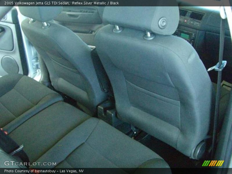 Reflex Silver Metallic / Black 2005 Volkswagen Jetta GLS TDI Sedan