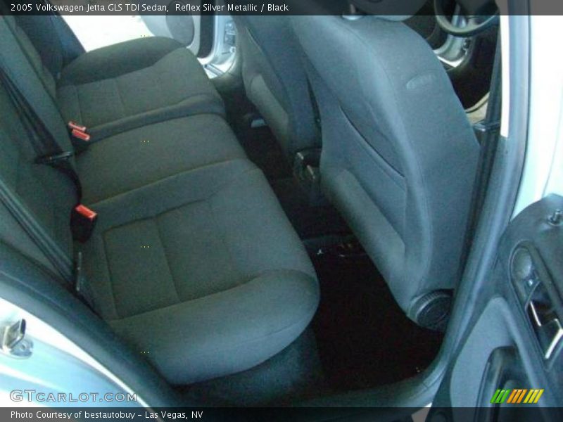 Reflex Silver Metallic / Black 2005 Volkswagen Jetta GLS TDI Sedan