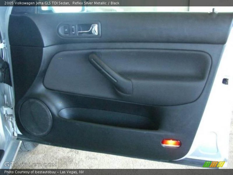 Reflex Silver Metallic / Black 2005 Volkswagen Jetta GLS TDI Sedan