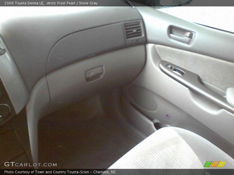 Arctic Frost Pearl / Stone Gray 2006 Toyota Sienna LE