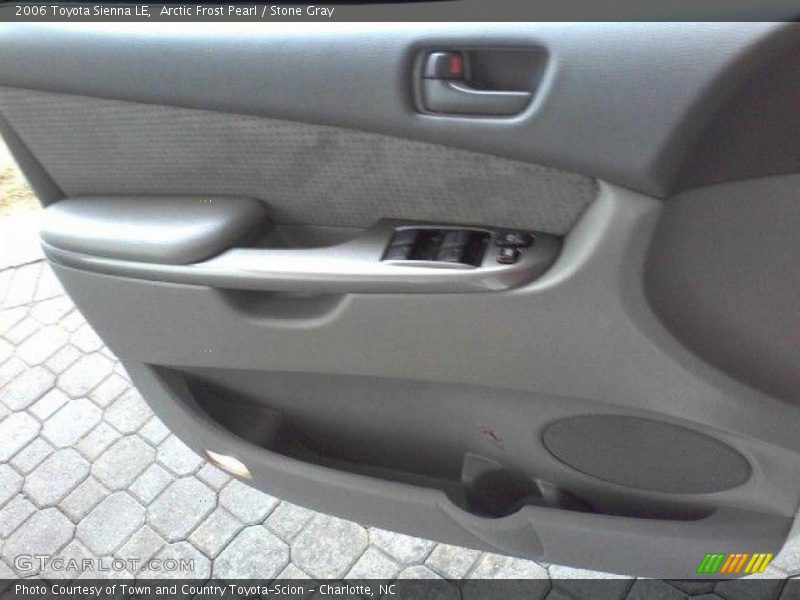 Arctic Frost Pearl / Stone Gray 2006 Toyota Sienna LE