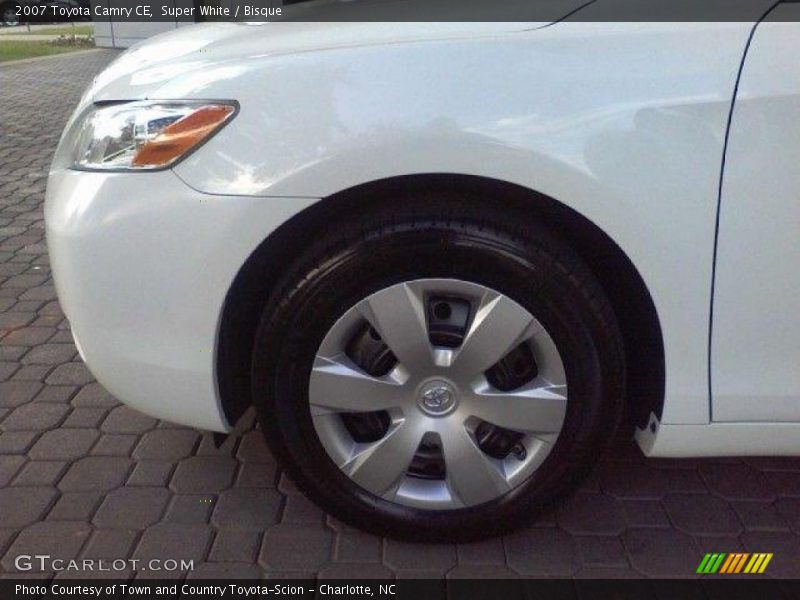 Super White / Bisque 2007 Toyota Camry CE
