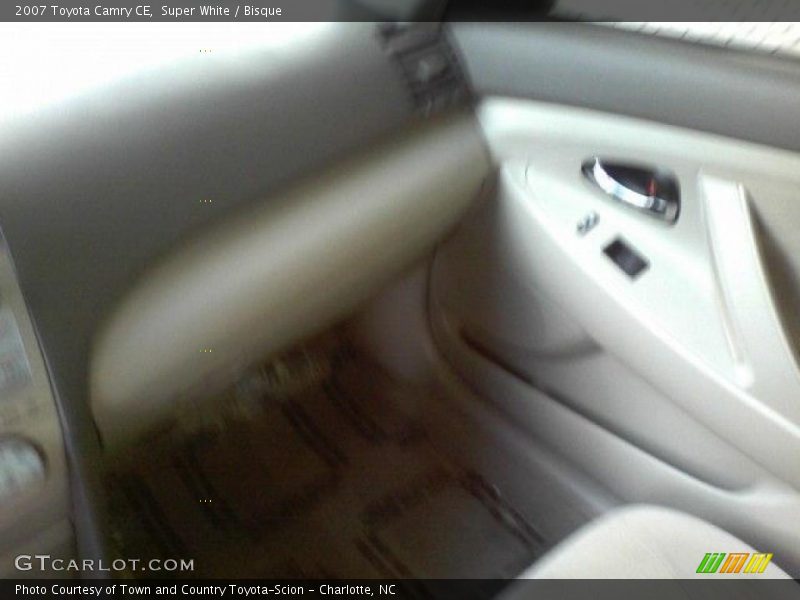 Super White / Bisque 2007 Toyota Camry CE