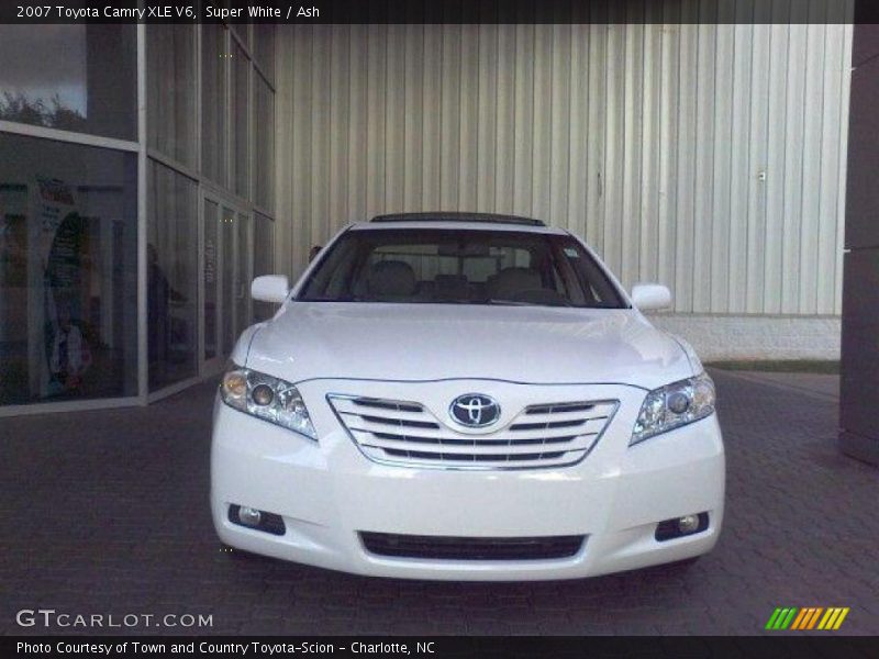 Super White / Ash 2007 Toyota Camry XLE V6
