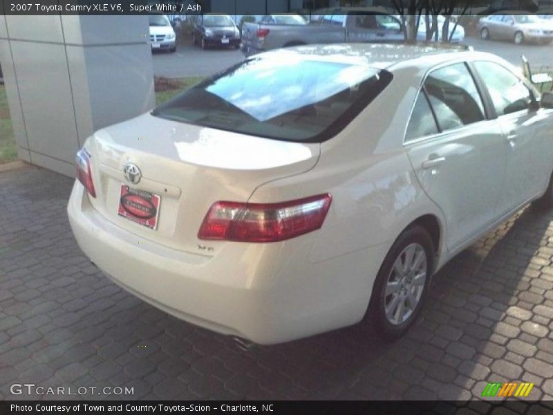 Super White / Ash 2007 Toyota Camry XLE V6