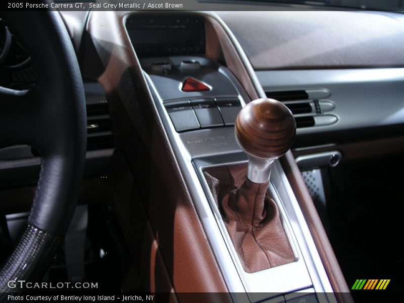  2005 Carrera GT  6 Speed Manual Shifter