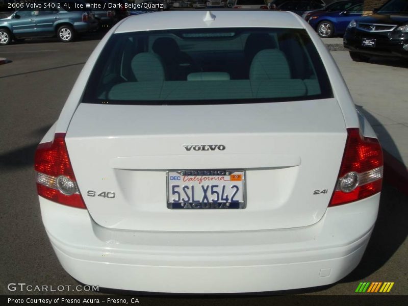Ice White / Dark Beige/Quartz 2006 Volvo S40 2.4i