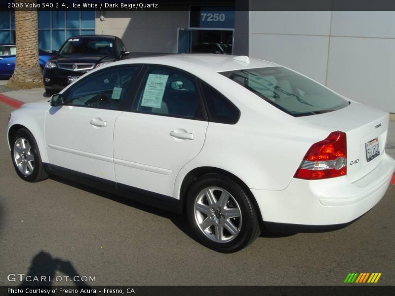 Ice White / Dark Beige/Quartz 2006 Volvo S40 2.4i