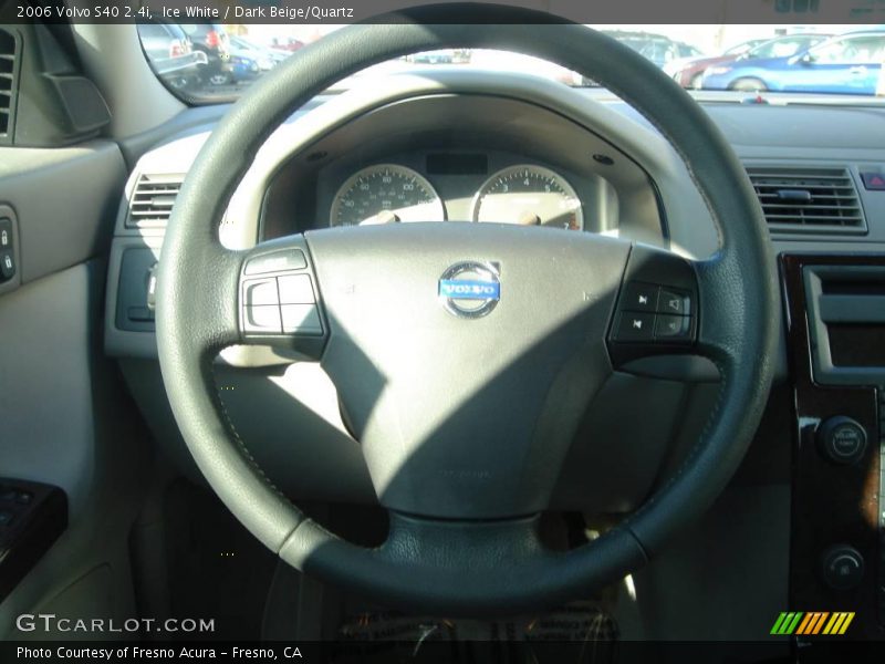Ice White / Dark Beige/Quartz 2006 Volvo S40 2.4i