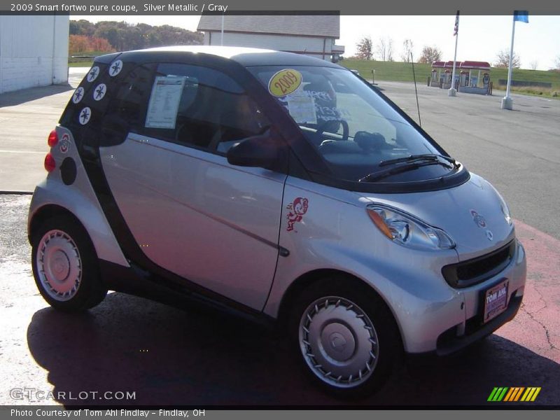 Silver Metallic / Gray 2009 Smart fortwo pure coupe