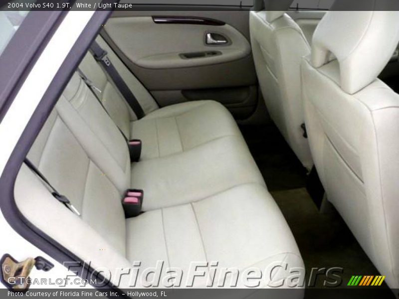 White / Light Taupe 2004 Volvo S40 1.9T